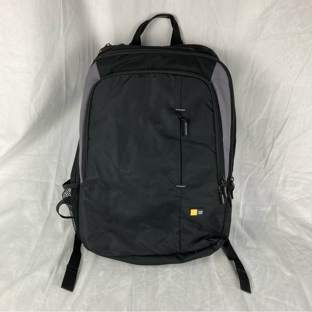Case Logic 17" Laptop Backpack in Black, Unisex